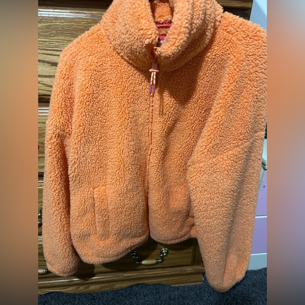 American eagle orange Sherpa